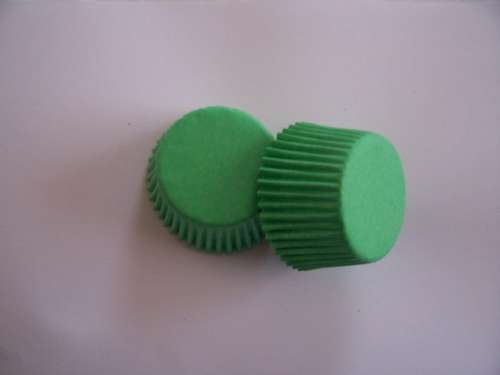 Light Green Cupcake Papers - Click Image to Close